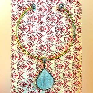 Heidi Daus Mother Of Pearl Collar Necklace